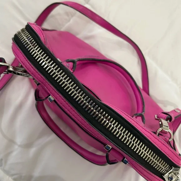 PRICE ⬇️ • MILLY - Hot Pink Crossbody Bag - Small - - Picture 5 of 10